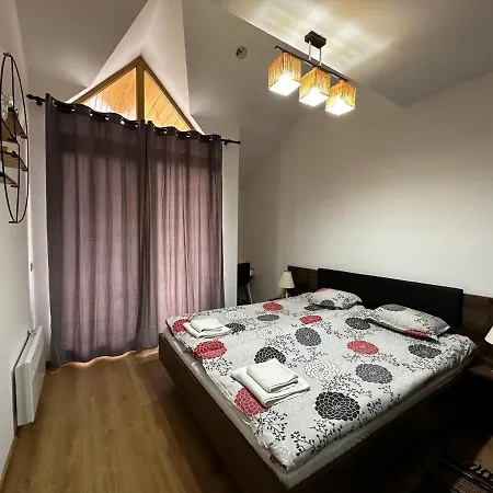 Apartament Cozy Duplex In St. John Park